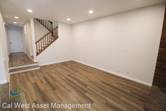 Foto del edificio - 3 br, 2.5 bath House - 1168 Capri Dr.