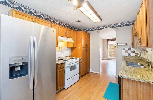 Building Photo - 1505 Idlewood Rd