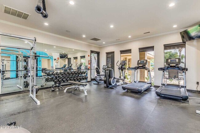 Foto del edificio - 7009 E Acoma Dr