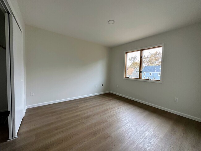 Foto del edificio - 263 Schuyler Ave