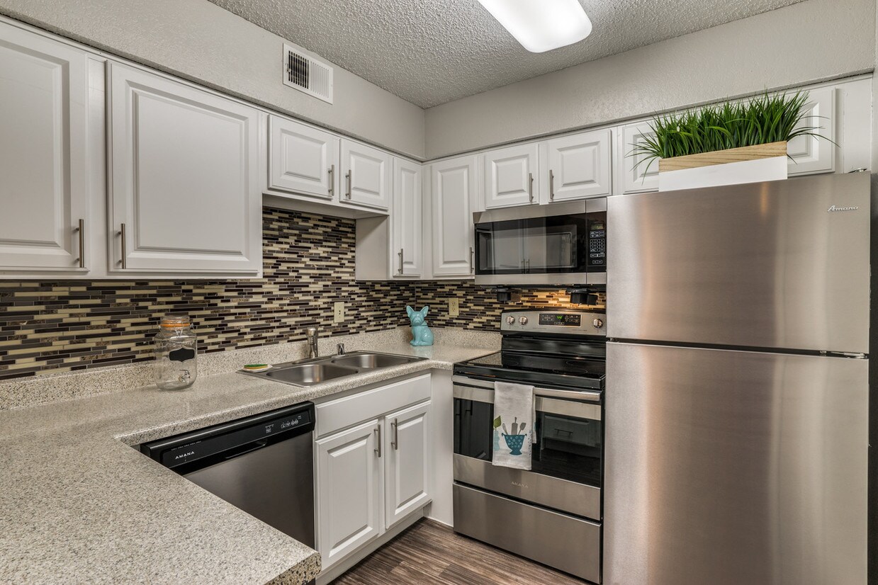 Chestnut Ridge Apartments Fort Worth, TX