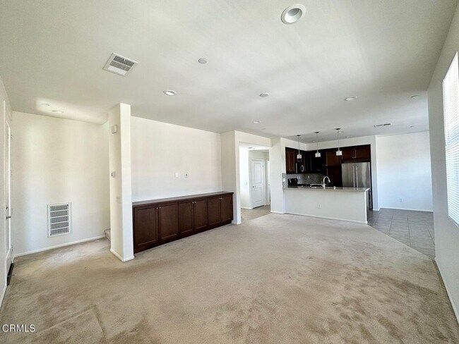Building Photo - 5036 Manzano St
