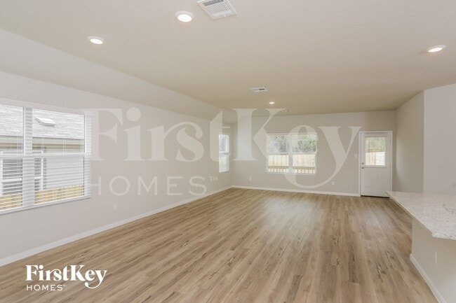 Foto del edificio - 31773 Untrodden Way