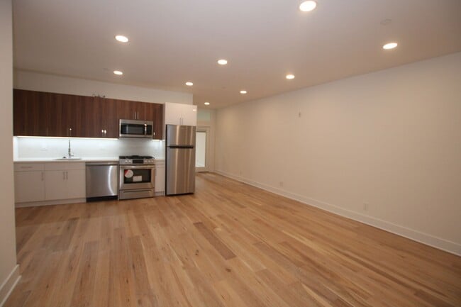 Photo - Newly renovated 1 bed apartment in old city
