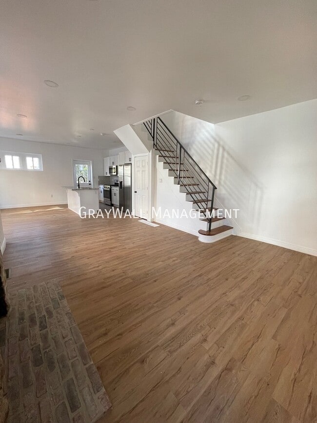 Photo - 89 Ridley Ave Townhome