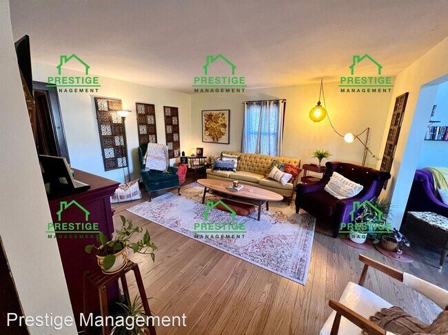 Building Photo - 3 br, 1.5 bath House - 248 Mary St