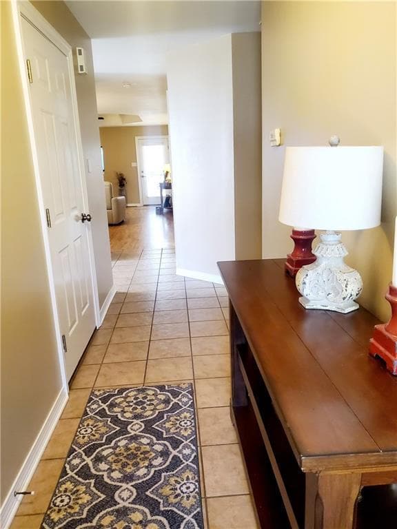 Building Photo - 131 S Gate Dr