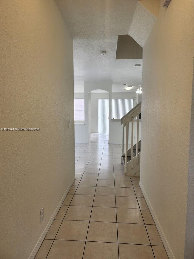 Foto del edificio - 3971 NW 91st Terrace