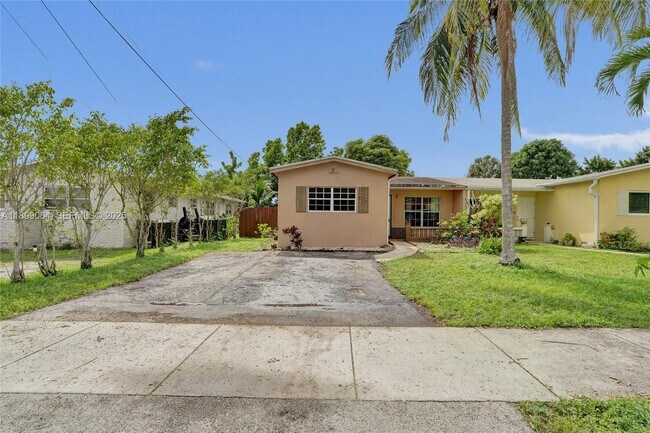 Foto del edificio - 6860 SW 18th Ct