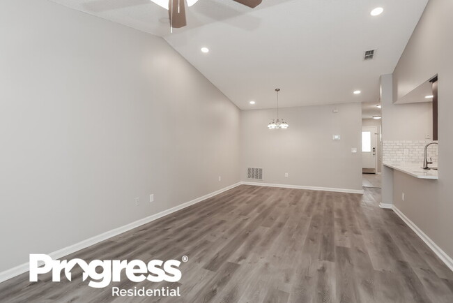 Building Photo - 7862 Aquarius Cir S