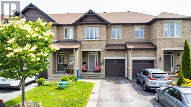 Building Photo - 421 Arncliffe Ave