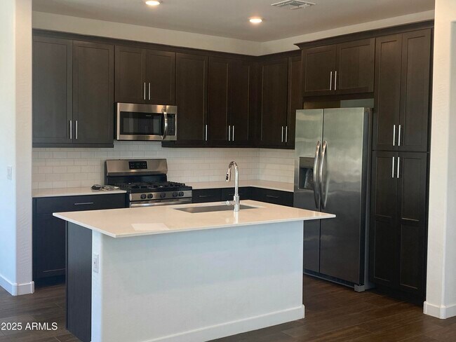 Building Photo - 4077 S Sabrina Dr