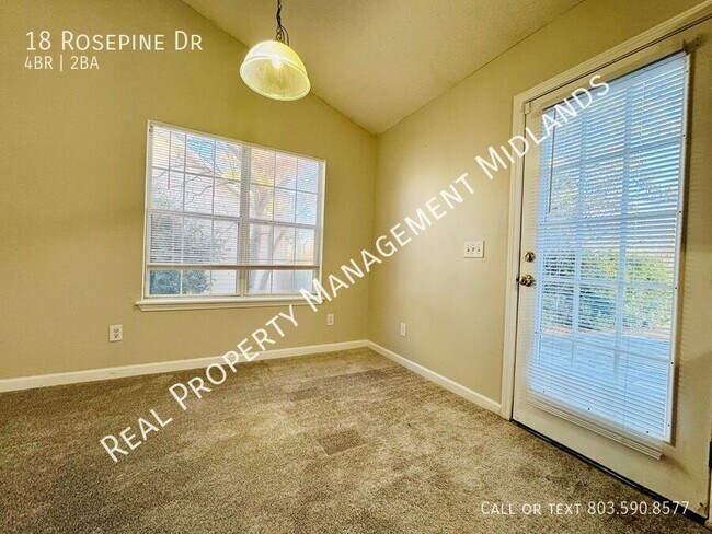 Foto del edificio - 18 Rosepine Dr