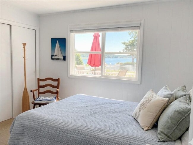 Building Photo - 10 Burbank Ave