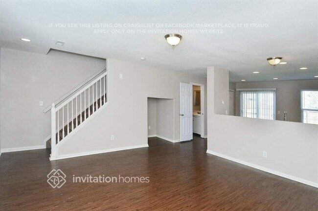 Foto del edificio - 1284 Bluebird St
