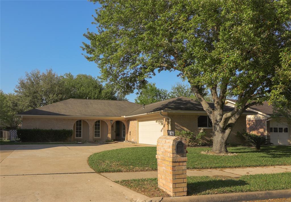 Primary Photo - 1809 Crooked Creek Ln