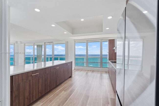 Foto del edificio - 2100 S Ocean Ln