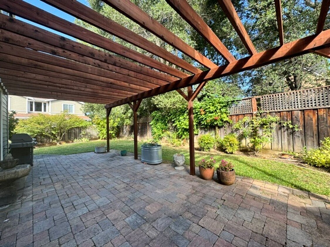 Foto del edificio - Beautiful Four Bedroom Napa Home on Secluded Cul-de-Sac