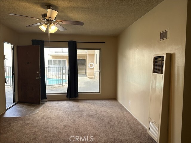 Building Photo - 1050 College View Dr