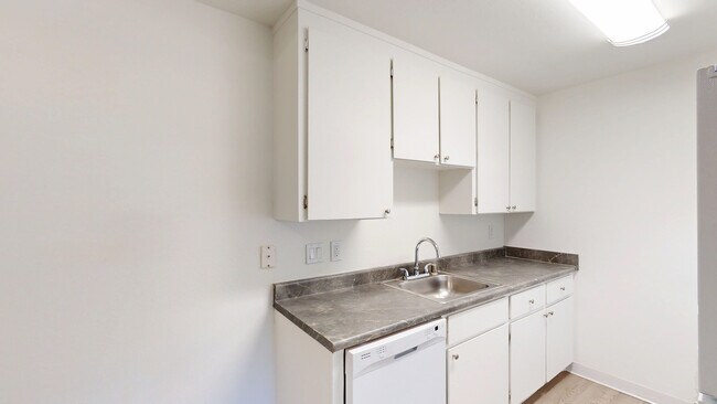 Foto del edificio - 410 Alameda del Prado