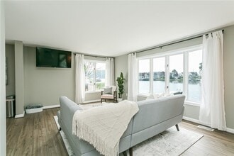 Building Photo - 31 Schnackel Dr