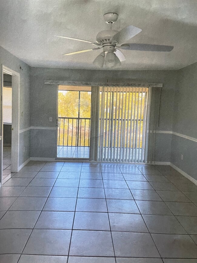 Building Photo - 25050 Sandhill Blvd