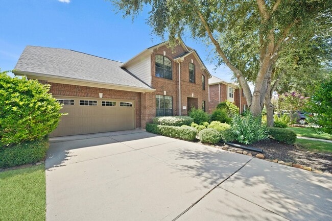 Building Photo - 714 Coggins Point Way