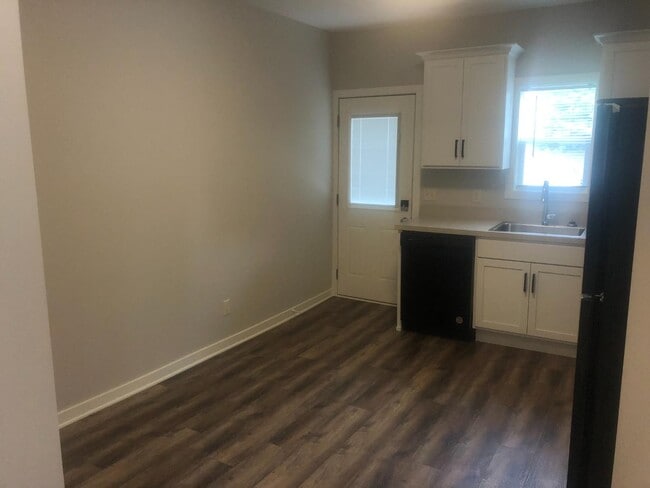 Foto del edificio - 949 Fulton St W