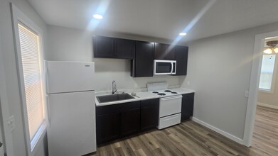 Building Photo - 284 Jefferson Ave