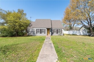 Building Photo - 712 S Walnut Ave Building Photo - 712 S Walnut Ave