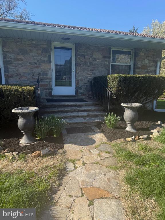 Foto del edificio - 536 Hampton Ln