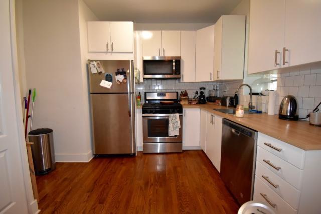 Building Photo - 2 bedroom in CHICAGO IL 60625