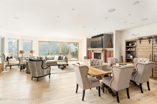 Foto del edificio - 176 Mountain Laurel Dr