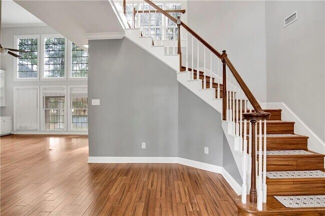Foto del edificio - 2127 Ryegate Ct