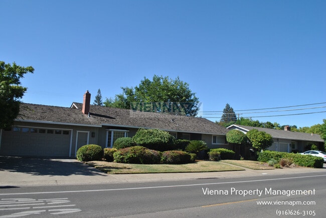 Building Photo - 1840 Shelfield Dr