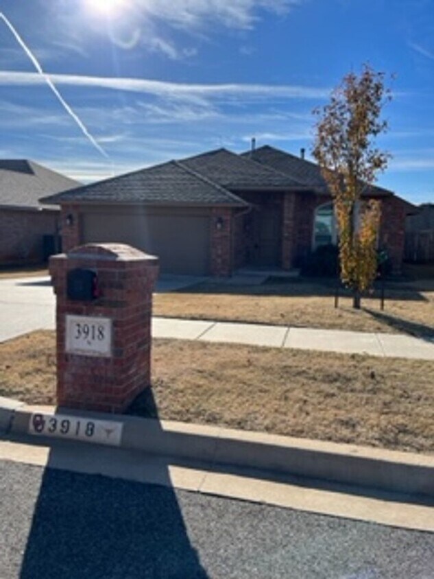 Primary Photo - This home will not last long!