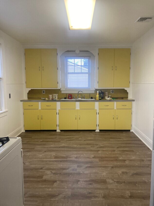 Foto principal - 231 Washington Rd