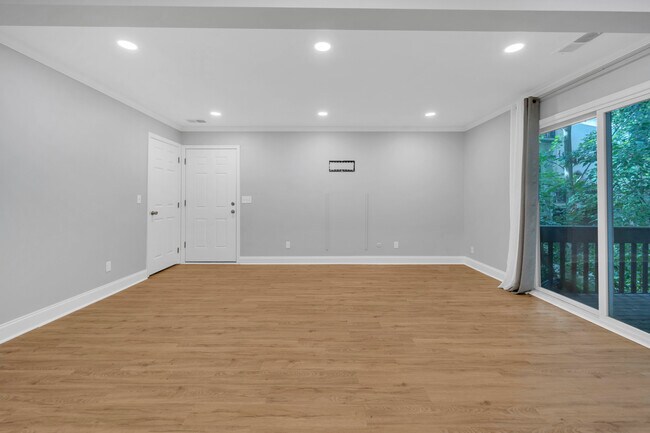 Foto del edificio - 1577 Arlington Ave