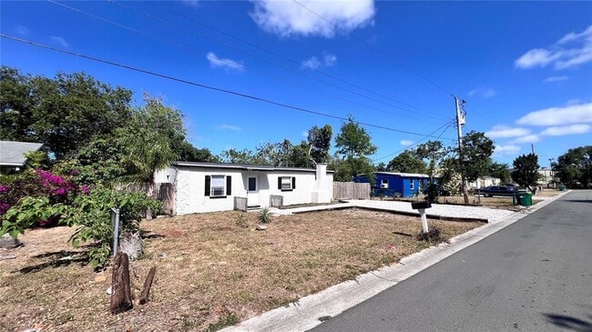 Building Photo - 1316 Donna Ave