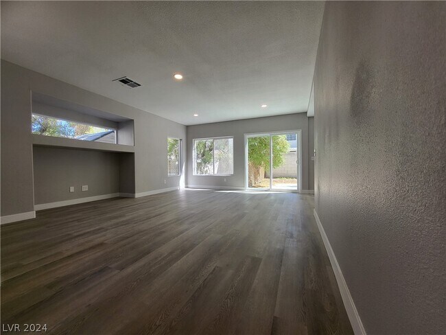 Foto del edificio - 10208 Grecian Laurel Ct