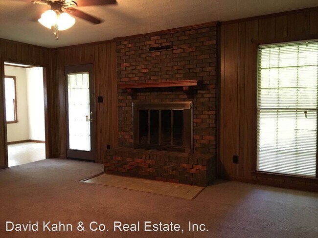 Foto del edificio - 4 br, 2 bath House - 2720 W. Aberdeen Drive