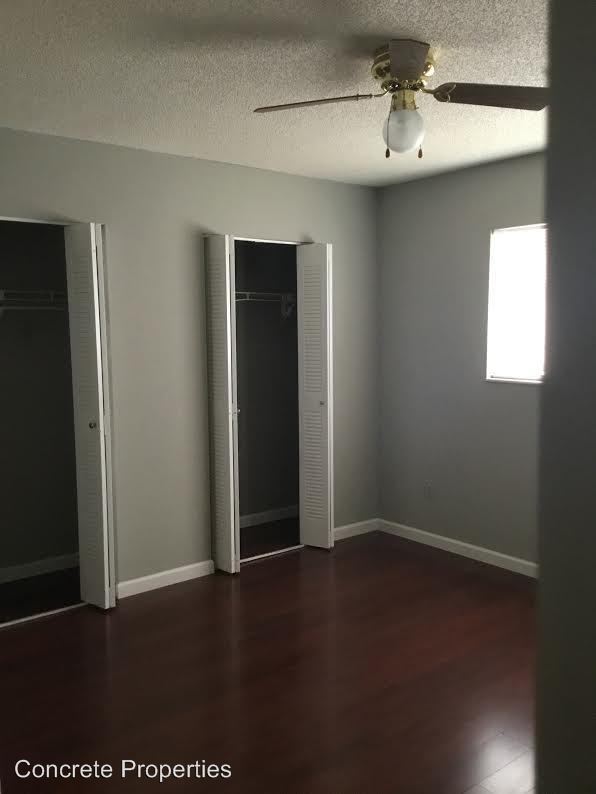 Building Photo - 530 E Rosewood Ln