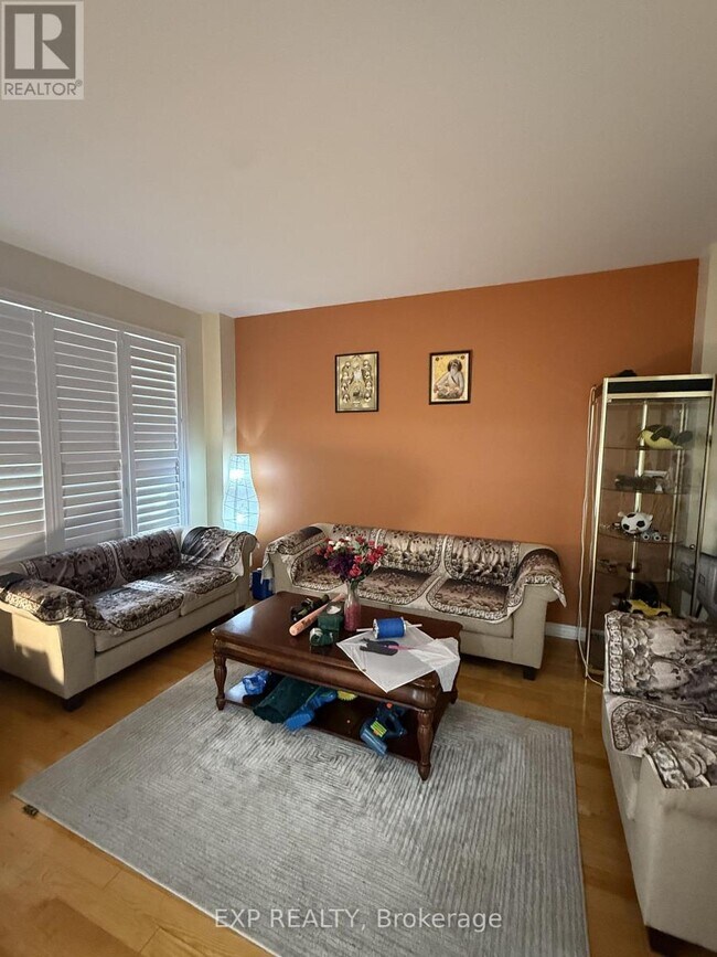 Photo du bâtiment - 82 Castlehill Rd