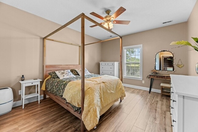 Building Photo - 3234 Austin Ave