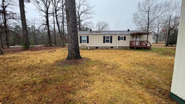 Foto del edificio - 122 Curtis Rd