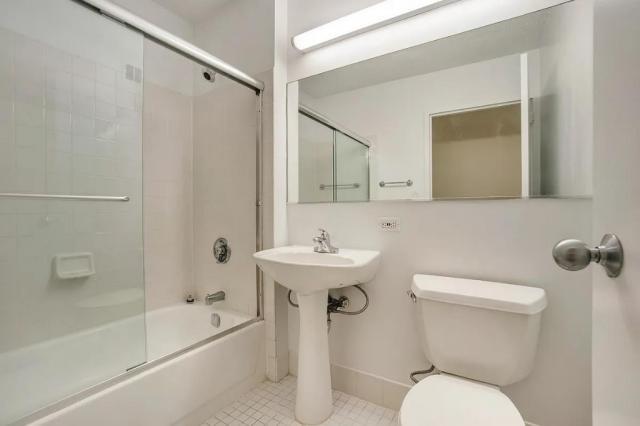 Foto del edificio - 1 bedroom in New York NY 10065