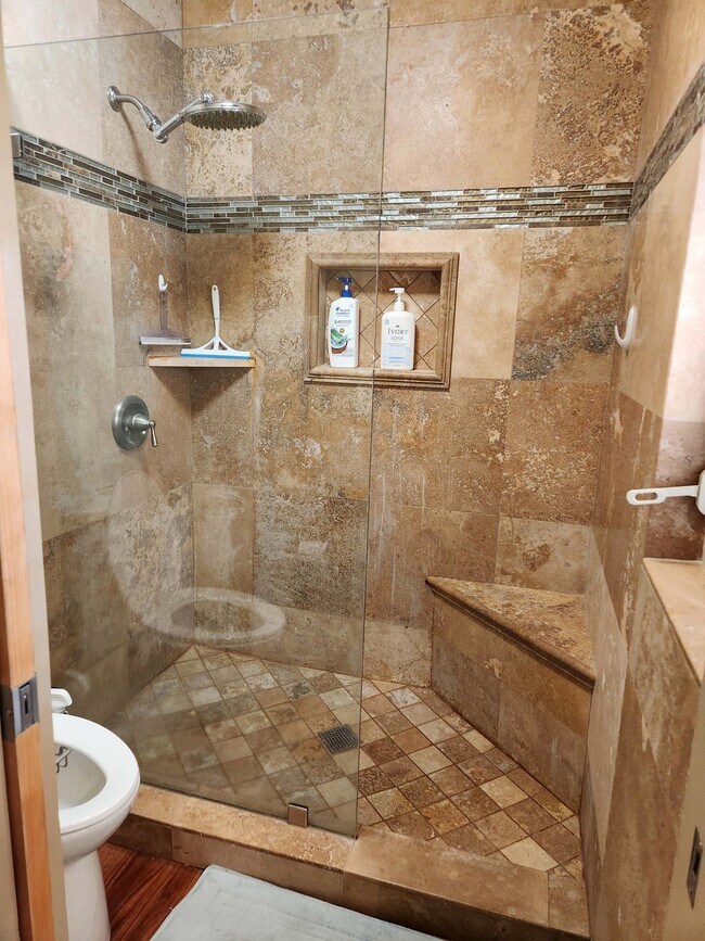 Foto del edificio - 94-357-357 Kaholo St