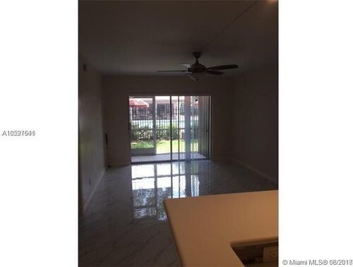 Building Photo - 8800 Royal Palm Blvd