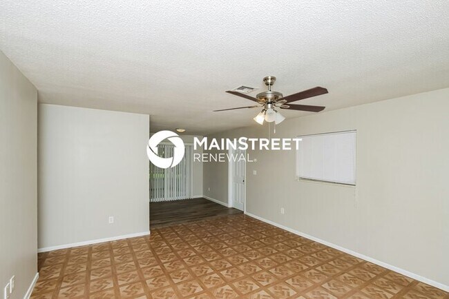 Foto del edificio - 3 Bedroom Pet-Friendly Home in Palm Bay, FL with Main Street Renewal