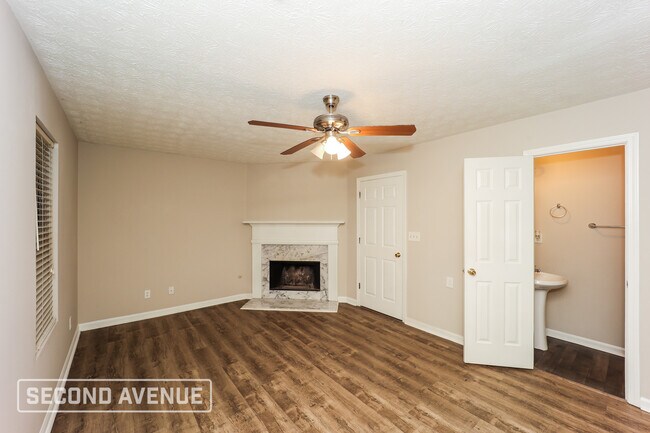 Foto del edificio - 6614 Rebecca Lou Ln